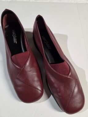 Women's Burgundy Slip-On Leather Flats by
